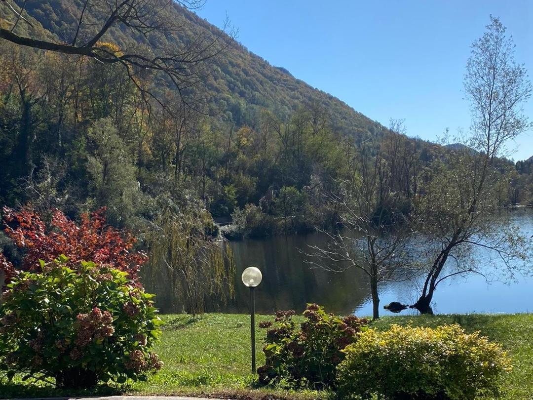 L'Angolino Di Magda: On The Lake-Private Beach! Ghirla Exterior photo
